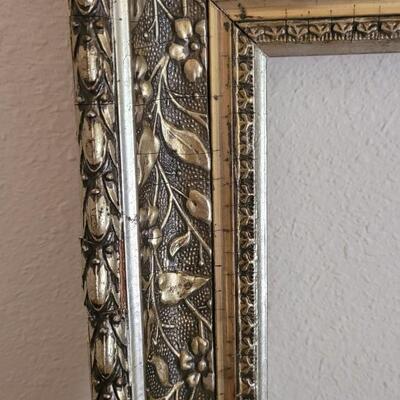 Lot 172: Antique Picture Frames Gilt and Black & White