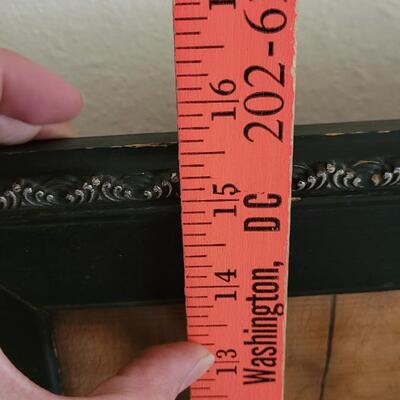 Lot 172: Antique Picture Frames Gilt and Black & White