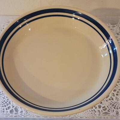 Lot 178: Contemporary Rossville, Ohio Pie Plate, Glass Juicer, Measuring Cups, Kitchen Utensils and Vintage Cookie Cutters