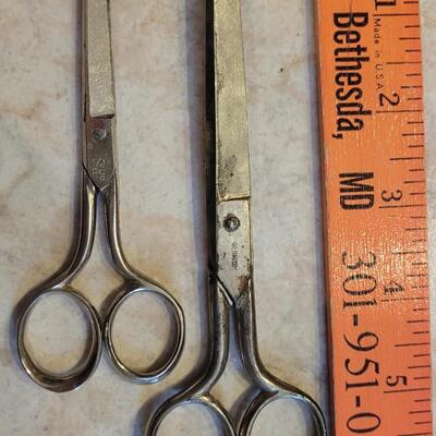 Lot 179: Vintage Metal Handle Scissors lot - Wiss, Farr, Germany