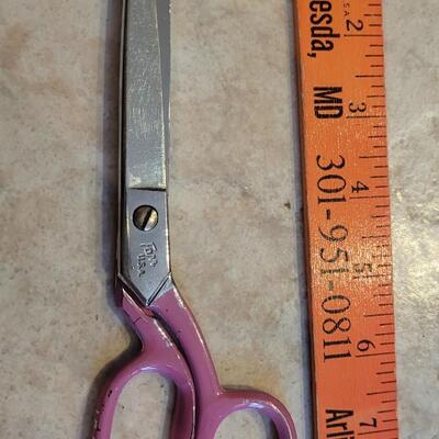 Lot 179: Vintage Metal Handle Scissors lot - Wiss, Farr, Germany