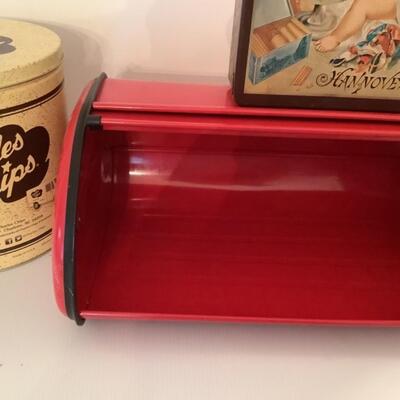K684 Red Bread Box with 2 Collectible Tins