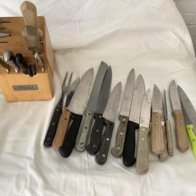 L720 Misc. Knife Set with Block