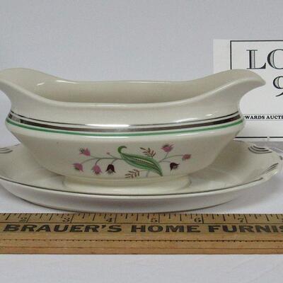 Vintage Coralbel Old Ivory Gravy Boat, Attached Underplate, Syracuse China, USA