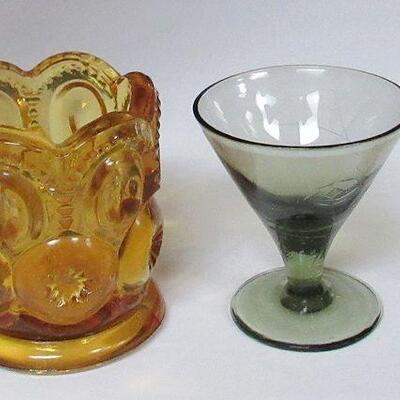 Vintage Moon and Star Toothpick Holder and 2 Tiny Cordial Glasses
