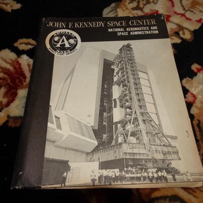 #JFSP50 - John F. Kennedy Space Center Folder Presentation Packet - Apollo 16, Autographed National Conference