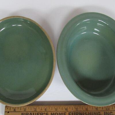 1940s Red Wing Bakeware Oomph Oval Covered Baker