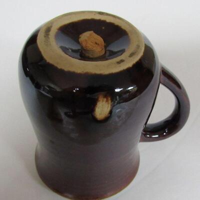 1940s Red Wing Bakeware Oomph Shaker