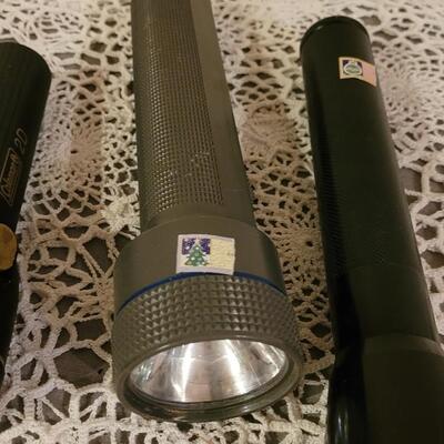 Lot 186: Vintage Flashlights, Bungee Tie Downs  and small Swiss Army Knife