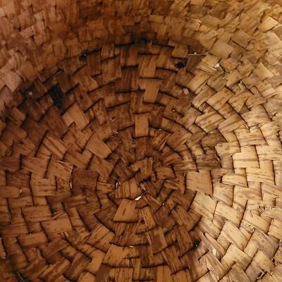 Lot 189: Large Vintage Basket