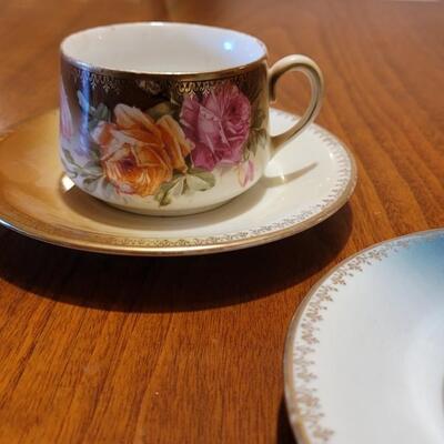 Lot 193: (3) Three Crown China Tea Cups & Saucers - Made in Germany
