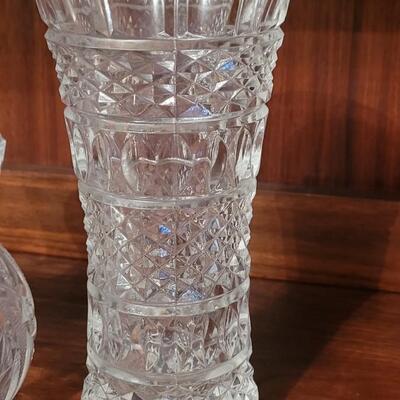 Lot 195: Crystal Vase Lot