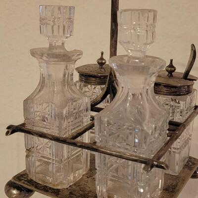 Lot 209: Antique 1800's EPNS & Crystal Cruet Set