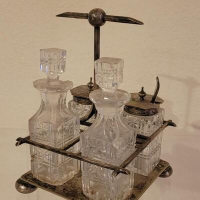 Lot 209: Antique 1800's EPNS & Crystal Cruet Set
