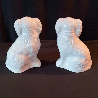 LOT#88D: Beswick Glazed Dog Figurine Set