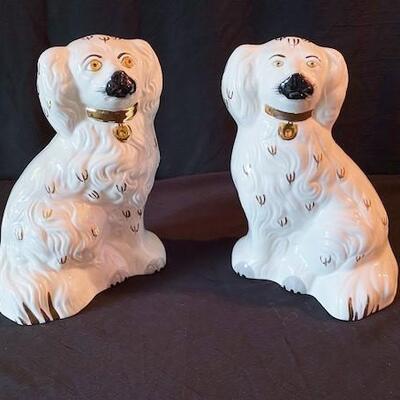 LOT#88D: Beswick Glazed Dog Figurine Set