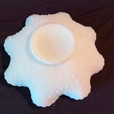 LOT#100D: Fenton and Anchor Hocking Lot