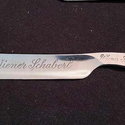 LOT#104D: Assorted Straight Razor Lot