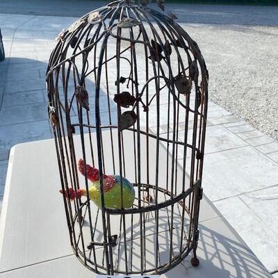 LOT#129G: Metal Bird Cage