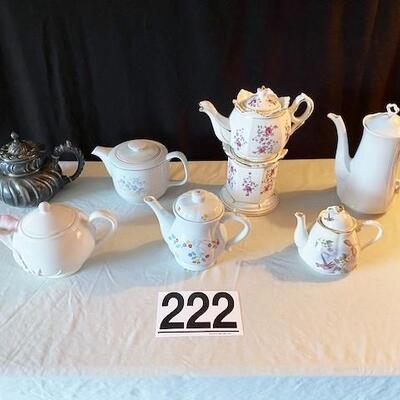 LOT#222L: Teapot Lot #1