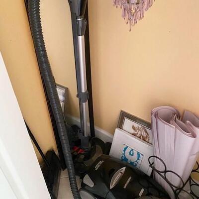LOT#227H: Hall Closet Lot