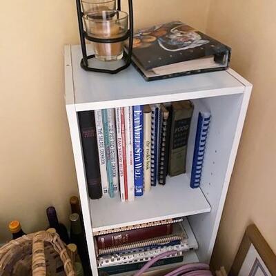 LOT#227H: Hall Closet Lot
