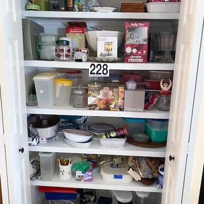 LOT#228K: Kitchen Pantry Lot