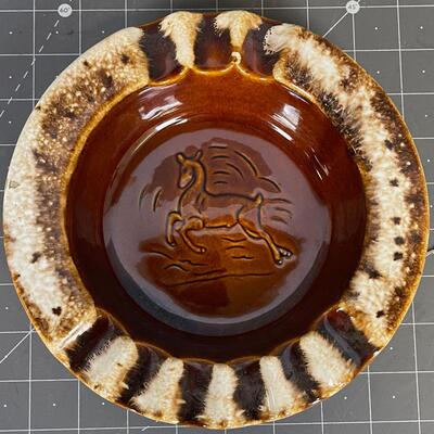 Hull USA Ashtray Leaping Gazelle or Deer 