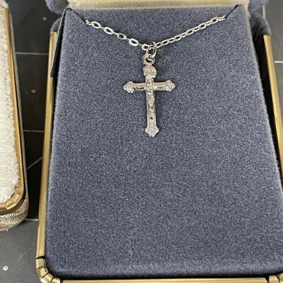 2 Necklaces - 1 cross and 1 pearl 