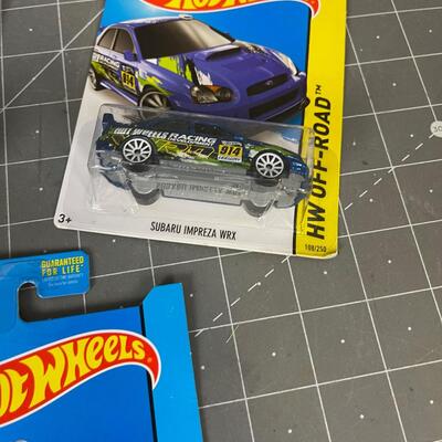 5 new Hot Wheels on the card 