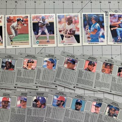 #99 Leaf Baseball Card Selection B26