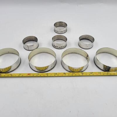 VINTAGE OLD BAKING CUTTERS - BISCUIT & COOKIES