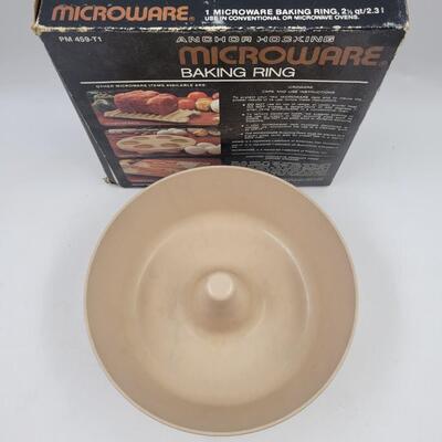 ANCHOR HOCKING MICROWARE BAKING RING