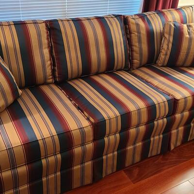 Lot 303: Sherrill Furniture: Three Cushion Multicolor Sofa #1 (Gold, Burgundy, Evergreen)