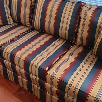 Lot 303: Sherrill Furniture: Three Cushion Multicolor Sofa #1 (Gold, Burgundy, Evergreen)
