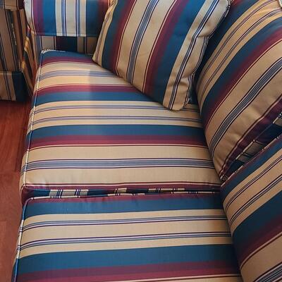 Lot 303: Sherrill Furniture: Three Cushion Multicolor Sofa #1 (Gold, Burgundy, Evergreen)