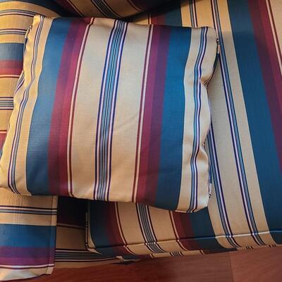 Lot 303: Sherrill Furniture: Three Cushion Multicolor Sofa #1 (Gold, Burgundy, Evergreen)
