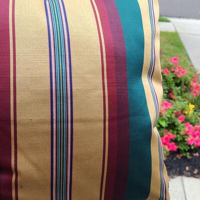 Lot 302: Sherrill Furniture: Three Cushion Multi-Color Sofa #2 (Golds, Burgundy, Evergreens)