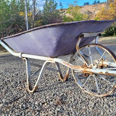 Lot 229: Antique Farm and Garden Metal Wheel Wheelbarrow
