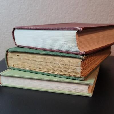 Lot 236: (3) Vintage Hardback Nature Lover Books