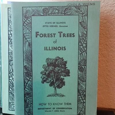 Lot 237: (4) Vintage Softback Pamplet Style Nature State Books