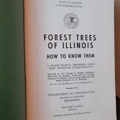Lot 237: (4) Vintage Softback Pamplet Style Nature State Books