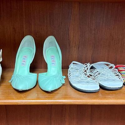 Vintage Retro lot of women shoes four pairs size 7