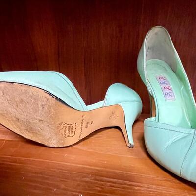 Vintage Retro lot of women shoes four pairs size 7