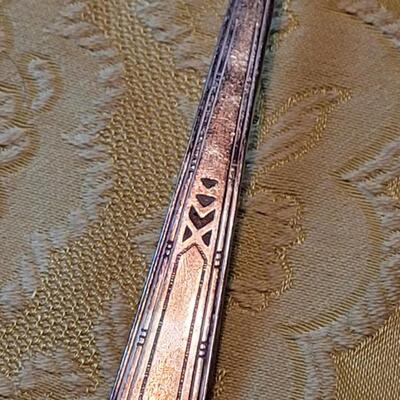 Lot 244: Vintage & Antique Art Deco Silver Plate Serving Utensils