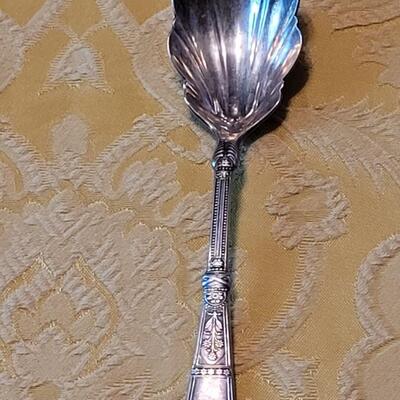 Lot 244: Vintage & Antique Art Deco Silver Plate Serving Utensils