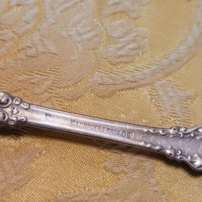 Lot 247: Vintage & Antique Silver Plate Berry Spoons & Serving Fork