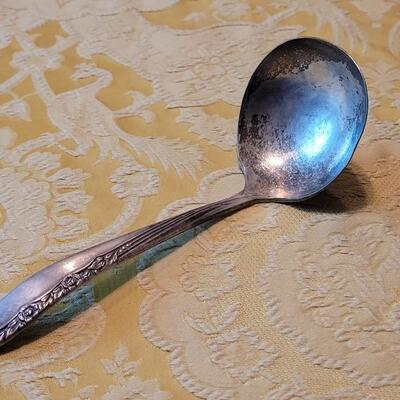 Lot 248: Vintage Oneida Community Silver Plate Silverware