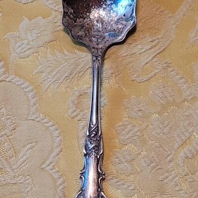 Lot 249: Antique & Vintage Mixed Silver Plate Serving Utensils