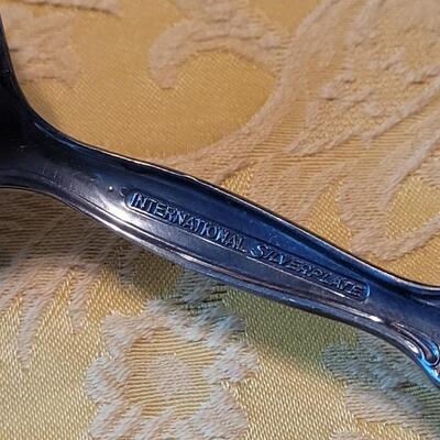 Lot 249: Antique & Vintage Mixed Silver Plate Serving Utensils